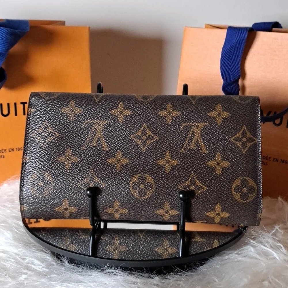 Louis Vuitton Porte Tresor International Long Wallet
